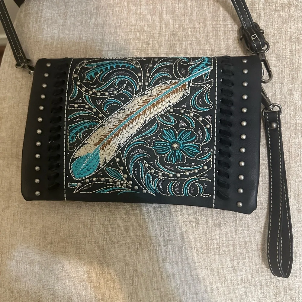 American Bling Embroidered Black and Blue Women's crossbody Bag, western - Picture 3 of 5